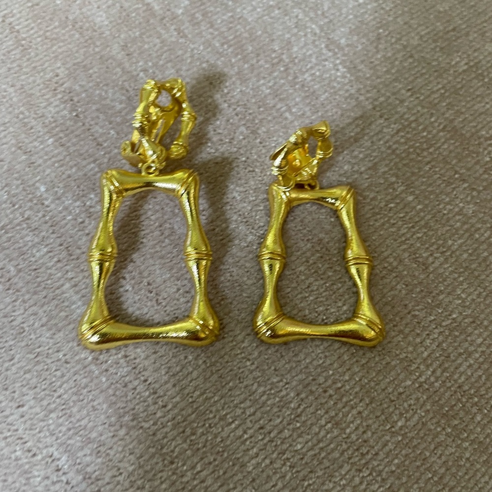 Lisi Lerch brand bamboo clip on earrings